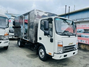 Giá xe tải Jac N200s 1.9 tấn máy cummin ,thùng kín 4m3 có cửa hông