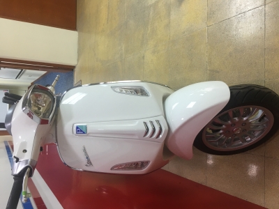 Cần bán lại xe Vespa đời mới 2019