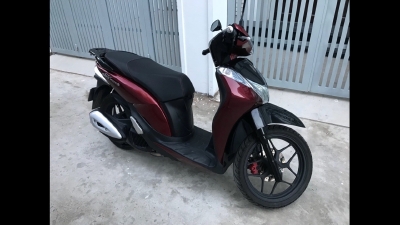 Bán xe Honda SH Mode 2018 khóa smartkey màu đỏ đô chính chủ