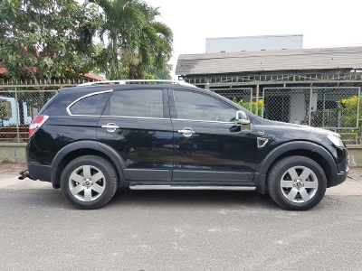 Cần bán xe Chevrolet Captiva 2007 số sàn màu đen huyền thoại