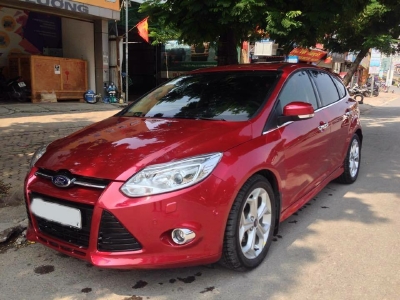 Cần bán gấp xe Focus 2.0, dòng S, sản xuất 2015