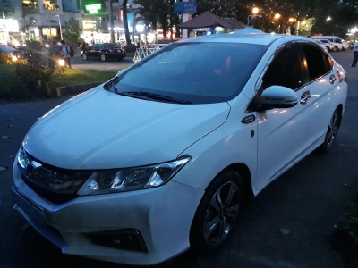 Bán City 1.5CVT 2017, màu trắng, đúng chất, giá TL, hổ trợ góp