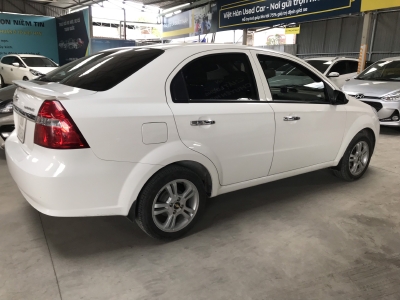 Bán Chevrolet Aveo LTZ 1.5AT màu trắng số tự động sản xuất 2016 biển Đồng Nai 1 chủ đi 32000km