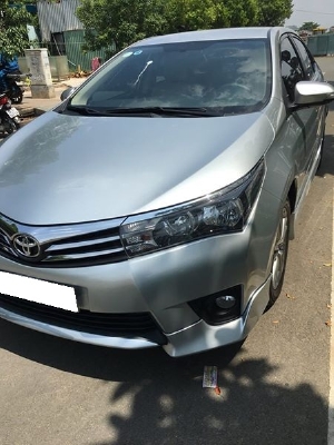 Gia đình cần bán xe Altis, 2016, số sàn, màu bạc gia đình sử dụng