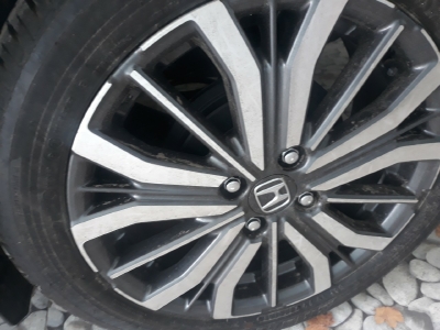 Bán Honda City TOP 1.5CVT màu nâu titan số tự động sản xuất 2019 đi 1800km xe như mới