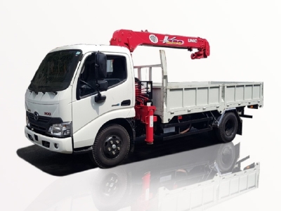 Xe tải Hino 1t2 XZU650 gắn cẩu unic 2 tấn 3 khúc URV233