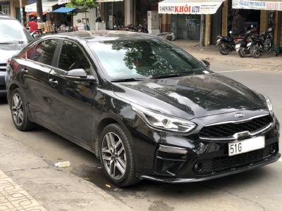 Bán Cerato 2.0 Premium 2018, siêu lướt, biển TP, giá TL, hổ trợ góp