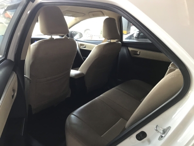 Bán xe Altis 1.8E AT, đời 2018, màu trắng  Odo 12530km , xe đẹp như mới, còn bảo hành chính hãng, có hỗ tợ trả góp