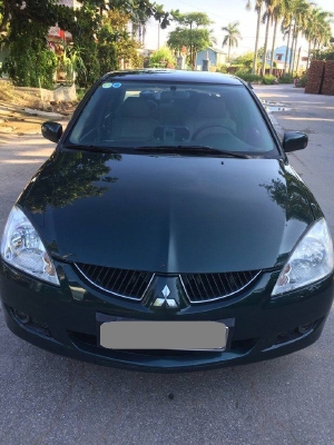 Bán Mitsubishi Lancer 2004 đk 2005 tự động xanh đen chính chủ.