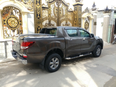 Bán Mazda BT50 Xám 2018 số sàn máy dầu, hai cầu xe rất mới