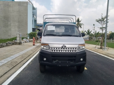 Xe tải Dongben thùng mui bat tải trọng 1 tấn 9, thùng dài 3m3, xe ra đời nhầm đáp ứng toàn diện nhu cầu của quý khách hàng.
