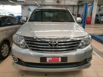 Bán Fortuner đời 2012, số sàn, máy xăng. Giảm 30 triệu cho khách hàng thiện chí