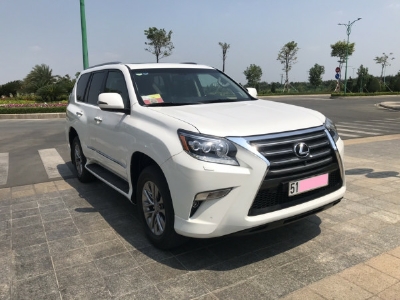 Bán xe Lexus GX460 đời 2016 màu trắng nội thất đen