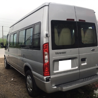 Gia đình cần bán Transit 2018, số sàn, máy dầu, còn mới tinh luôn