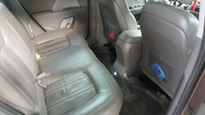 Bán Kia Sportage 2.0AT 2011 màu nâu biển SG