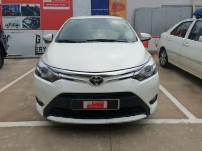 Bán Toyota Vios 1.5G số tự động, sx 2018 màu trắng.
