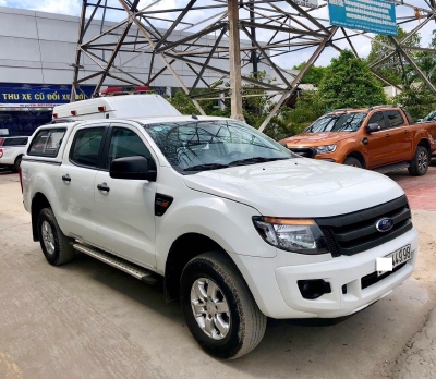 Ranger XL 4x4, MT, bản full, màu trắng, bảo hành hãng