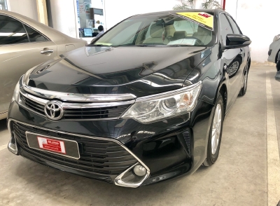 Bán Camry 2.0E cuối 2015 giá cực tốt cho anh em thiện chí nhé