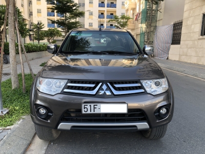 Cần Bán xe Mitsubishi Pajero Sport Diesel 4x2 MT, Mode 2017, màu Nâu!