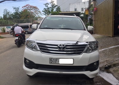 Bán xe Toyota Fortuner TRD 2.7V (4x2), Model 2016, màu Trắng!!