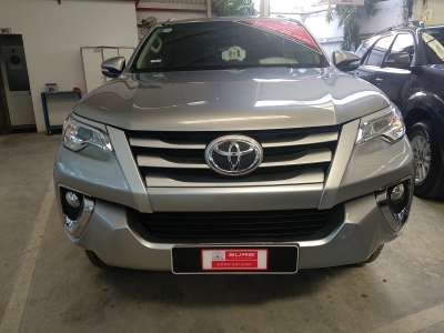 Fortuner 2.4 Máy Dầu 2015  bao giá tốt cho anh em