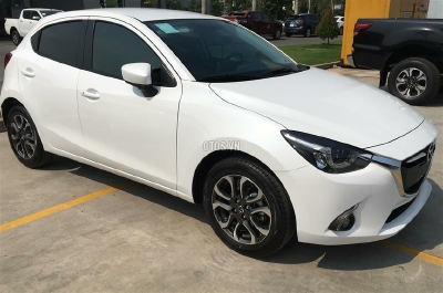 MAZDA 2 NHẬP KHẨU THAILAND