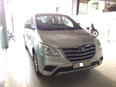 INNOVA 2.0E, SỐ SÀN, XE GIA ĐÌNH, BẢO HÀNH HÃNG