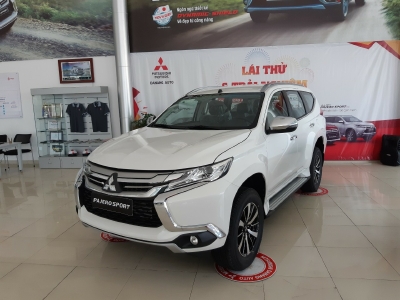 Cần bán xe 7 chỗ máy dầu, số sàn, mới 100%