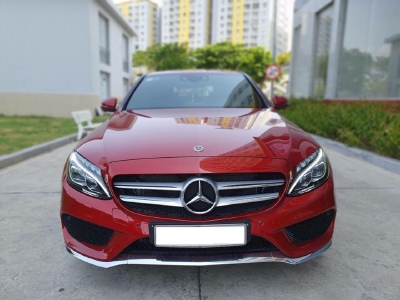Gia đình cần bán C300, sản xuất 2018, số tự động, màu đỏ