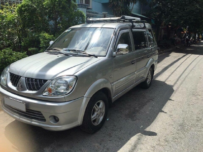 Gia đình em cần bán xe Mitsu Jolie đời 2006 số sàn màu bạc