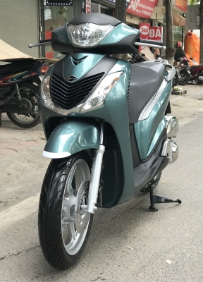 Bán SH Nhập 125 cuối 2011 màu Xanh Đá cực đẹp.