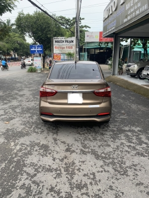 Hãng bán i10 1.2MT sedan bản đủ 2018, màu nâu, đúng chất, giá TL, hổ trợ góp