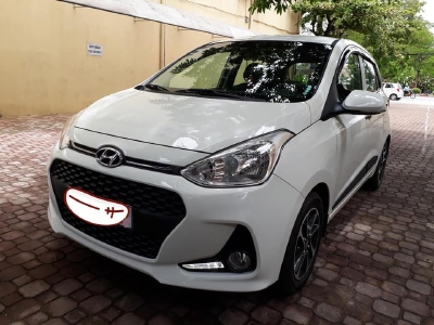 Gia đình cần bán xe I10. sản xuất 2019, số sàn
