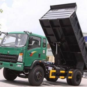 xe ben sinotruck 9 tấn 5 giảm giá trong tháng 8
