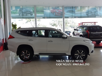 Cần bán xe 7 chỗ số tự động máy dầu