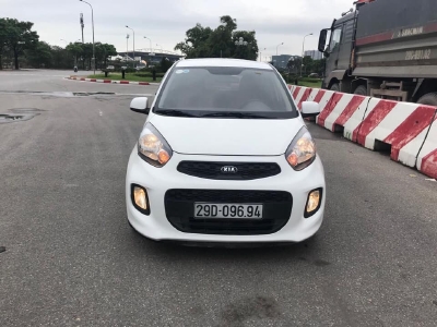 KIA VAN 2016 AT