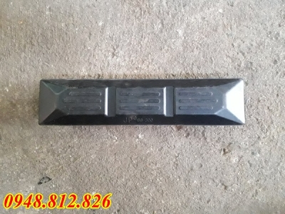 Guốc cao su KOMATSU PC30