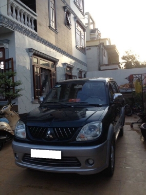 Cần bán xe Jolie 2006, số sàn, máy xăng, màu xanh dưa zin cọp mới tinh.
