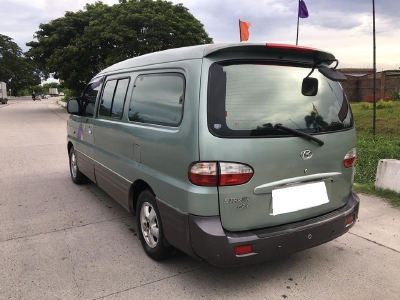 Bán Hyundai Starex 2005 số sàn 6 chỗ 600 kg xám xanh đi kỹ