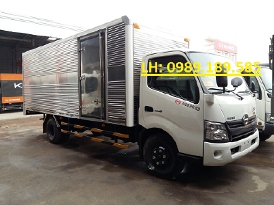 Bán xe tải hino 5 tấn nhập khẩu chính hãng tại Hòa Bình