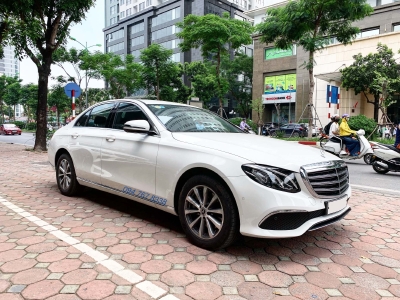 Bán Mercedes E200 sx2019 màu Trắng Siêu lướt mới đăng ký 1 tháng