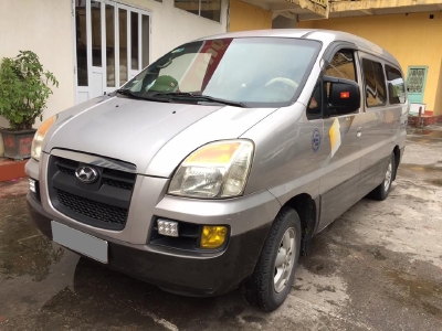 Hyundai Starex 2005 bán tải số sàn 6 chỗ 800 kg màu xám