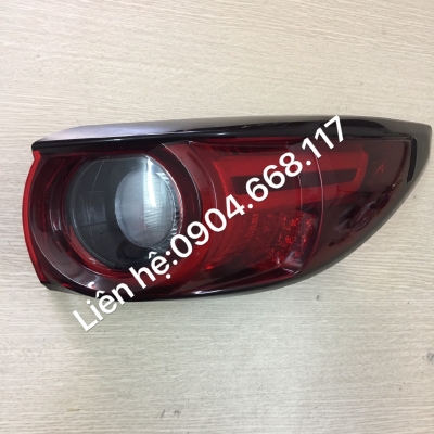 Đèn hậu mảnh hông vế phải Mazda CX5 đời 2018