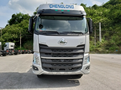 Đầu kéo Chenglong 385HP