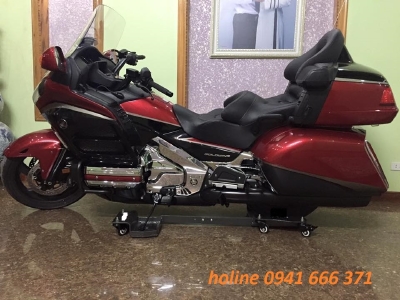 Bệ nâng, xoay xe phân khối lớn