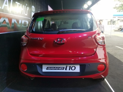 Hyundai i10 1.2 Hatchback Số Tự Động