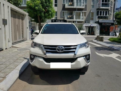 Gia đình cần bán xe Fortuner 2017