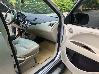 Cần bán Mitsubishi Zinger 2010