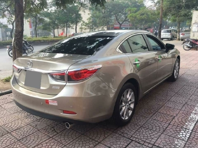 Bán Mazda 6 tự động vàng cát 2017