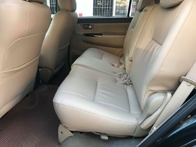 Bán nhanh Toyota Fortuner  2013